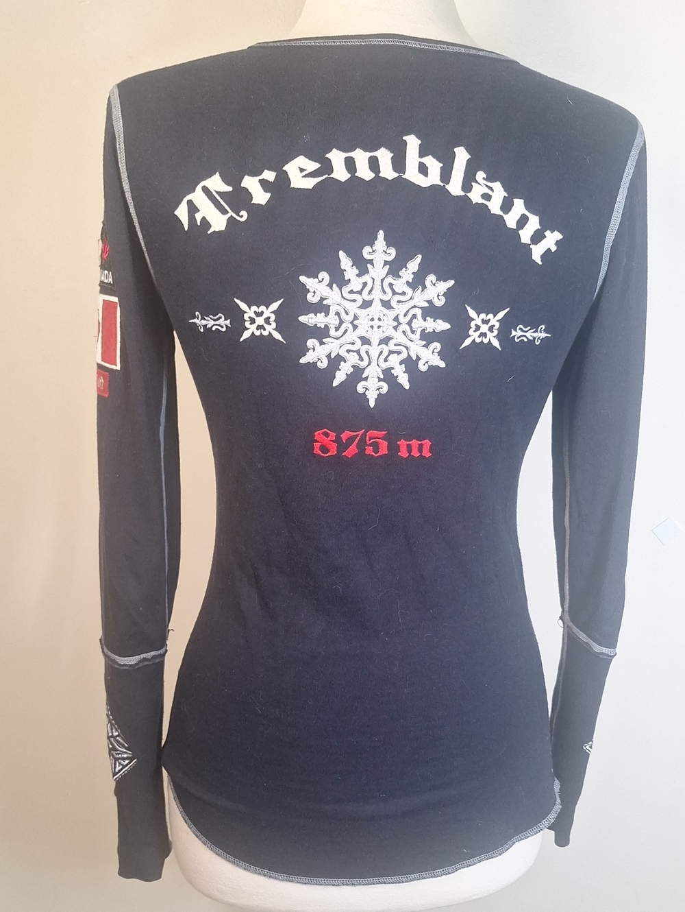 Alp N Rock Mont-Tremblant Canada Après Ski Henley Thermal Top - Picture 6 of 9